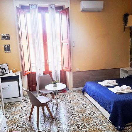 נאפולי Bellobello Rooms&Apartment מראה חיצוני תמונה