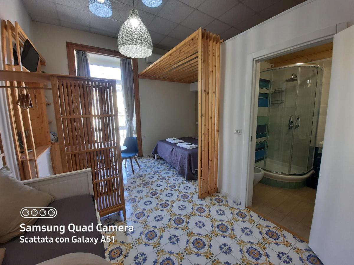 נאפולי Bellobello Rooms&Apartment מראה חיצוני תמונה