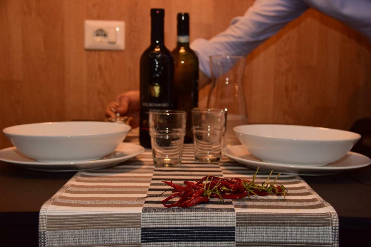 נאפולי Bellobello Rooms&Apartment מראה חיצוני תמונה